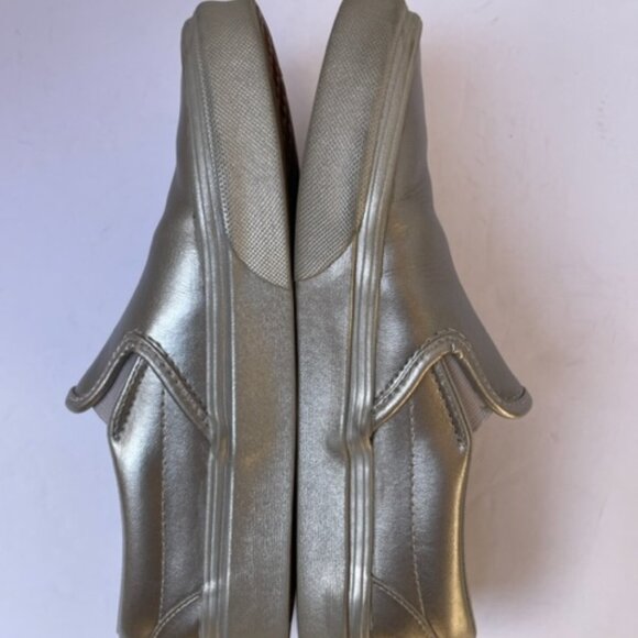 Vans Classic Slip-On in Metallic Silver - Picture 4 of 10
